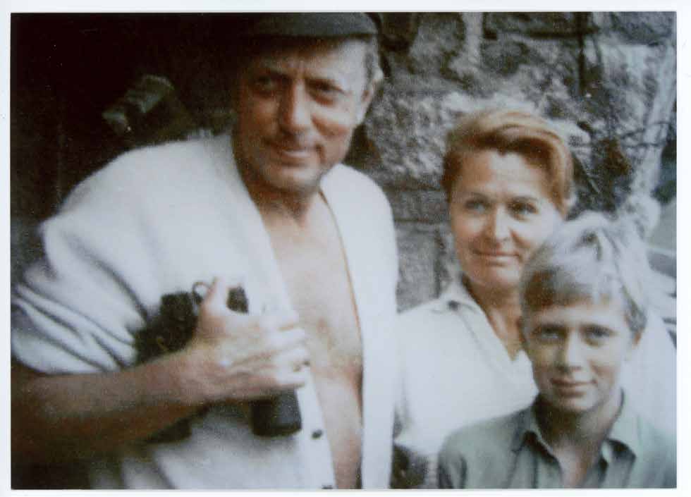 Marshall Doran with his first wife, Joyce, and their son Paul
