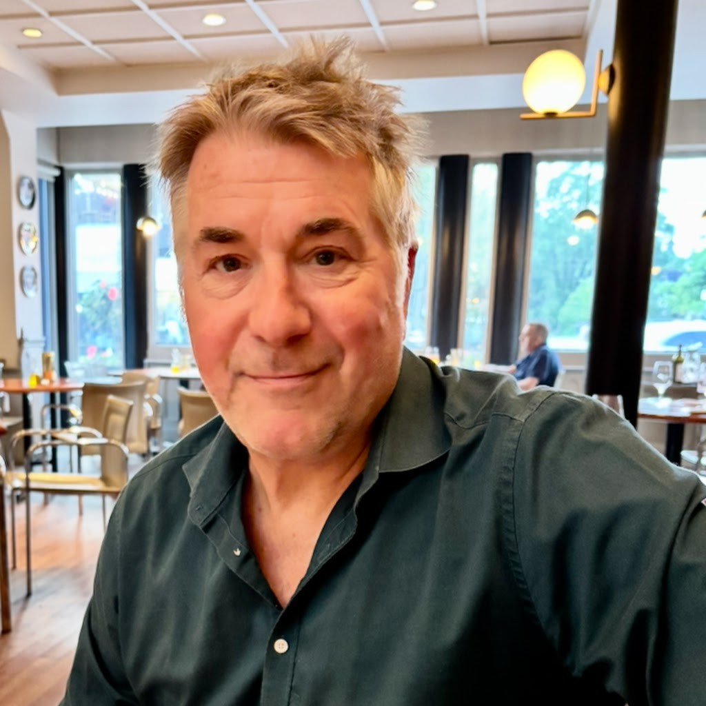 Paul Fenn, author of Eleven Year Vacation